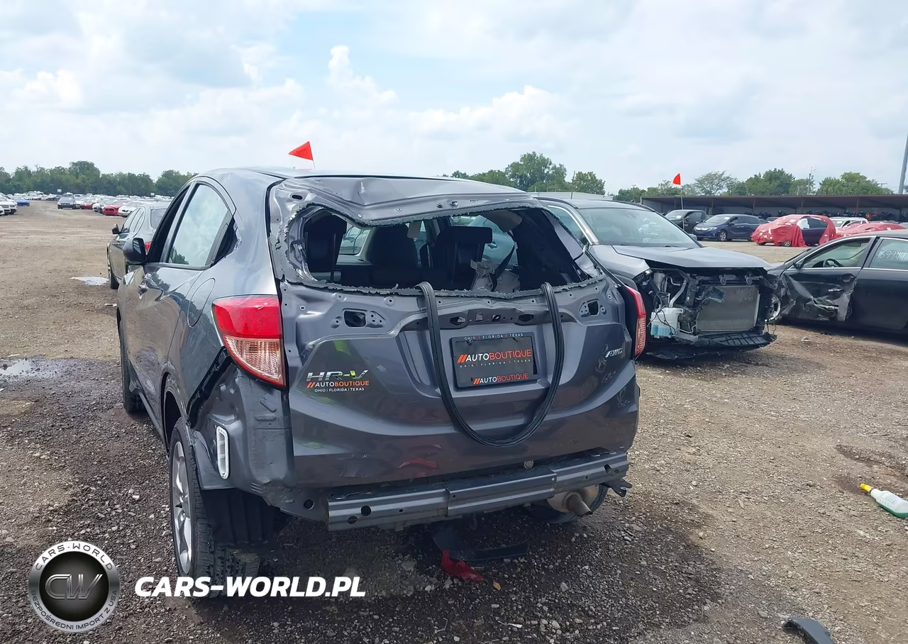 2017 Honda Hr-V Lx VIN:3CZRU6H36HG707814 - 6
