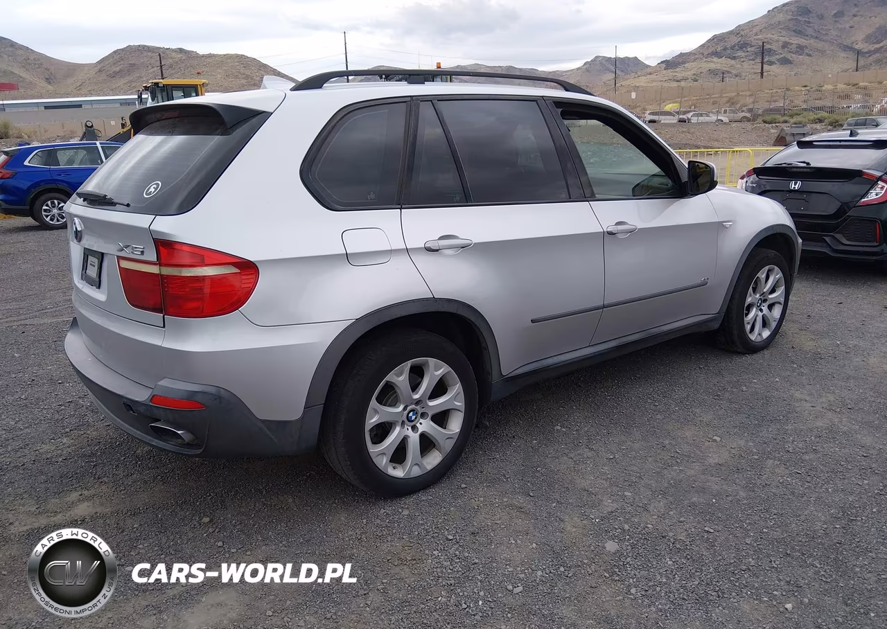 2007 BMW X5 4.8I VIN:5UXFE83557LZ40139 - 4