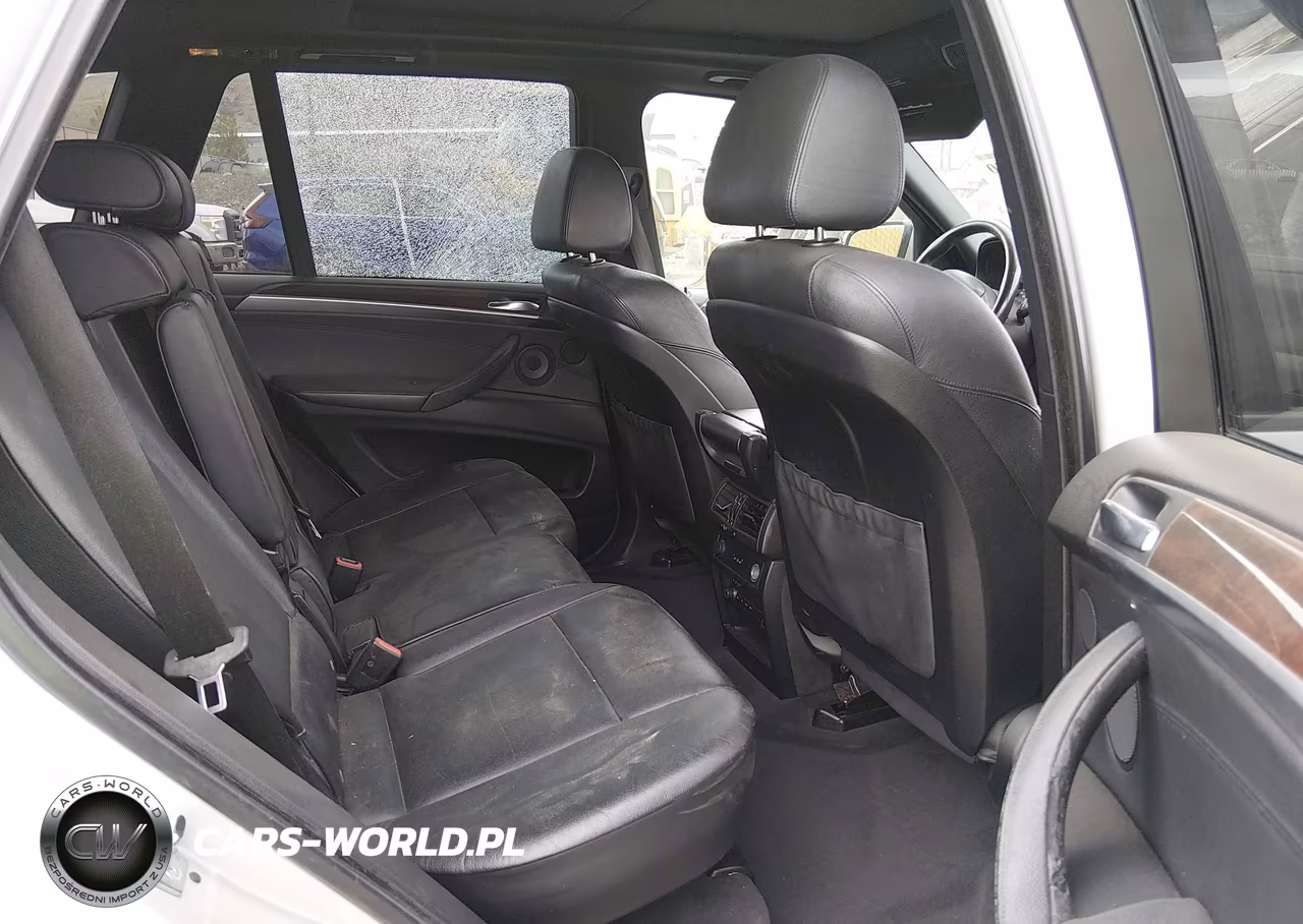2007 BMW X5 4.8I VIN:5UXFE83557LZ40139 - 8