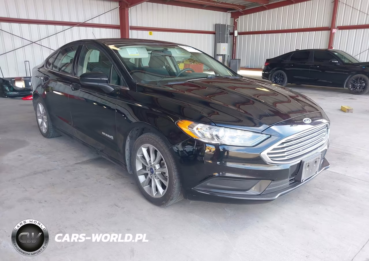 2017 Ford Fusion Hybrid Se – zdjęcie 1 z 17