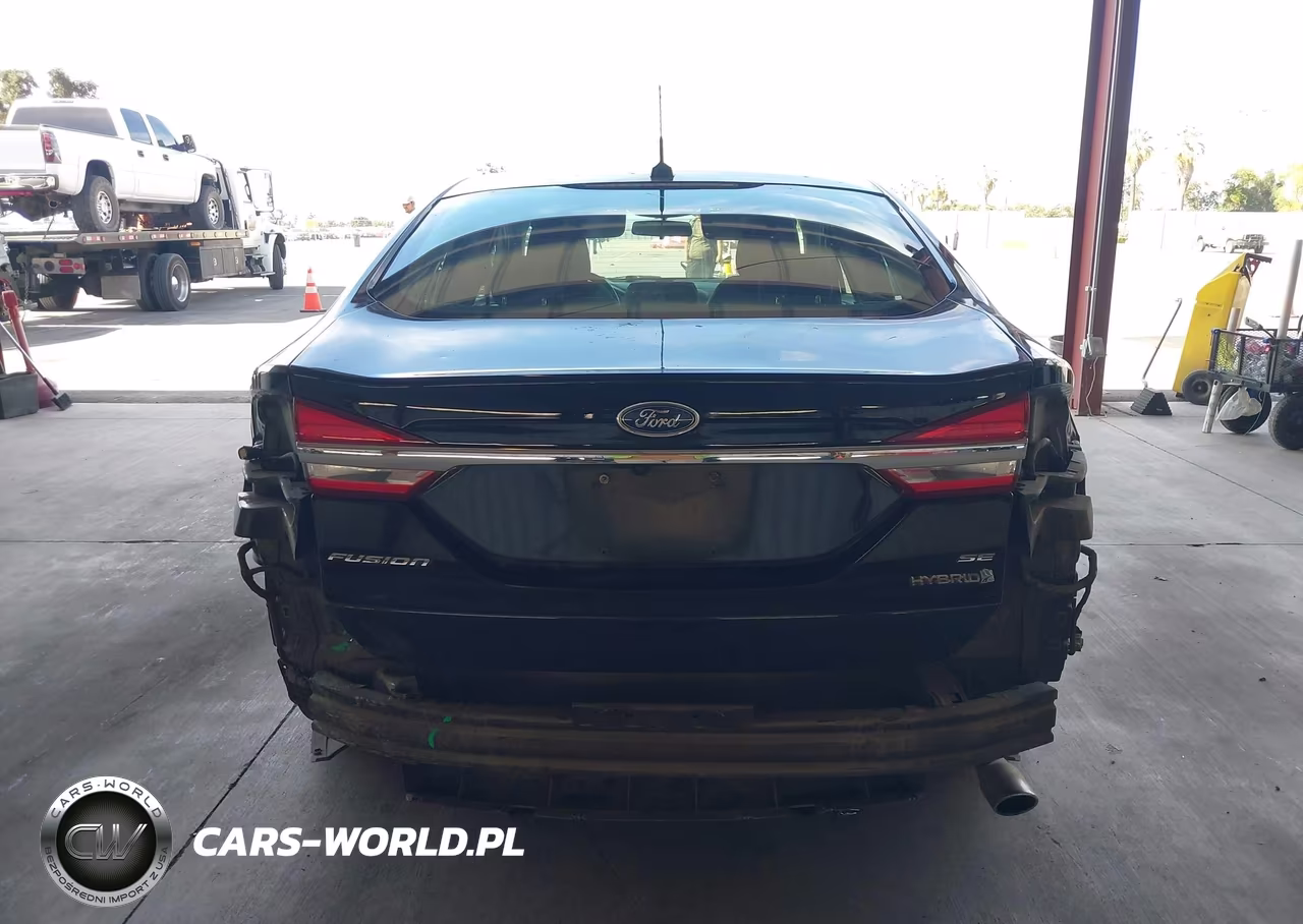 2017 Ford Fusion Hybrid Se VIN:3FA6P0LU0HR163589 - 17
