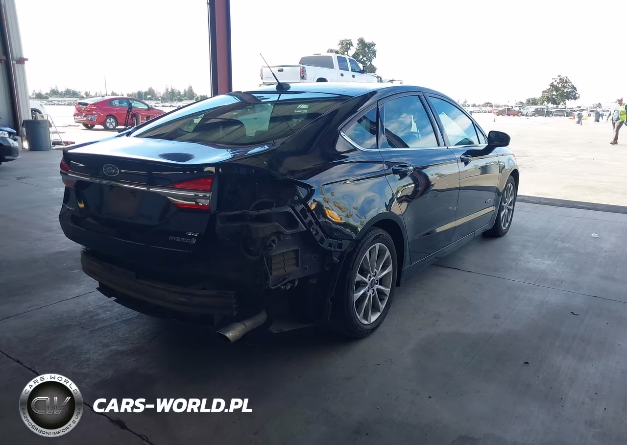 2017 Ford Fusion Hybrid Se VIN:3FA6P0LU0HR163589 - 4