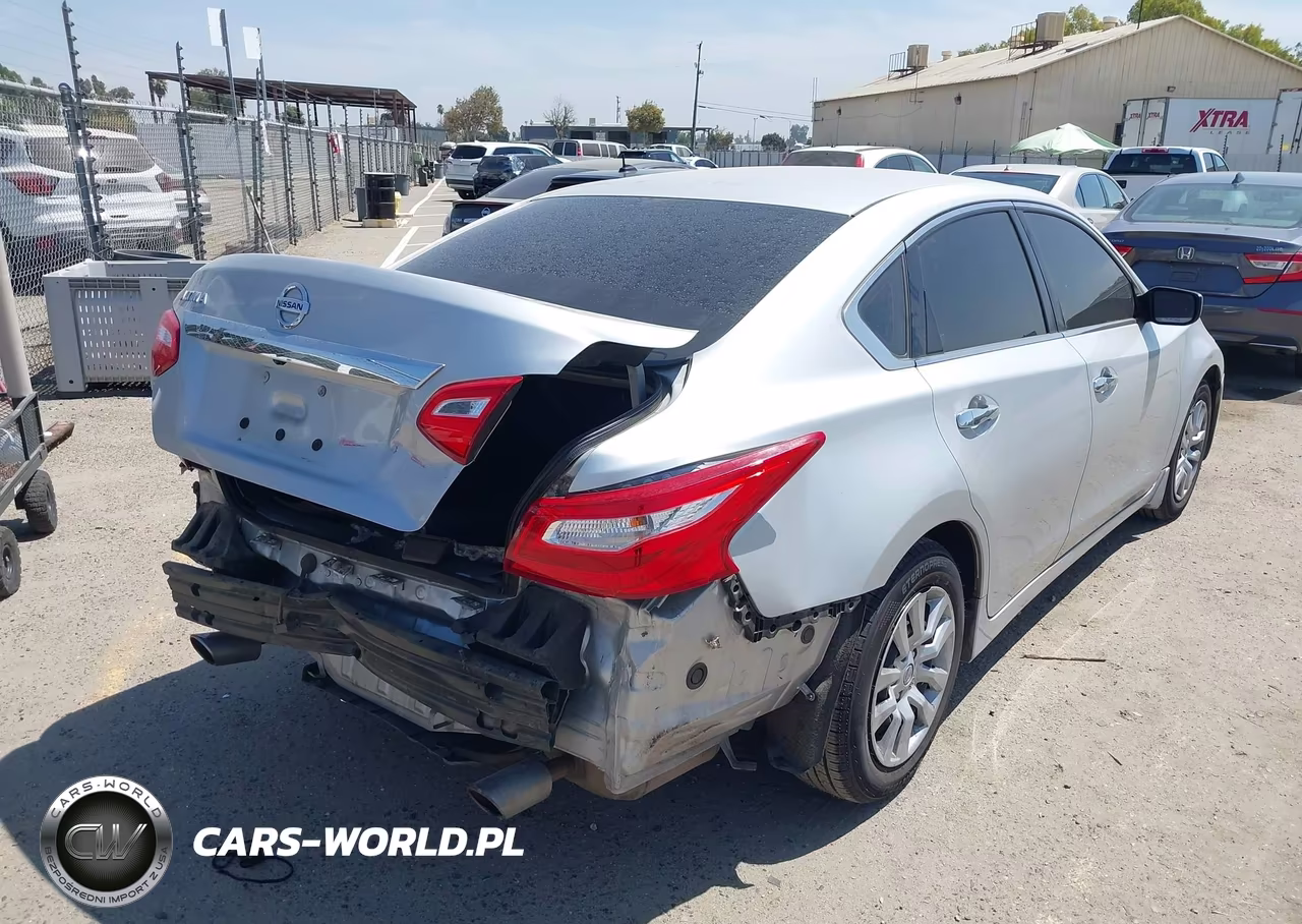 2017 Nissan Altima 2.5 S VIN:1N4AL3AP6HC297459 - 4