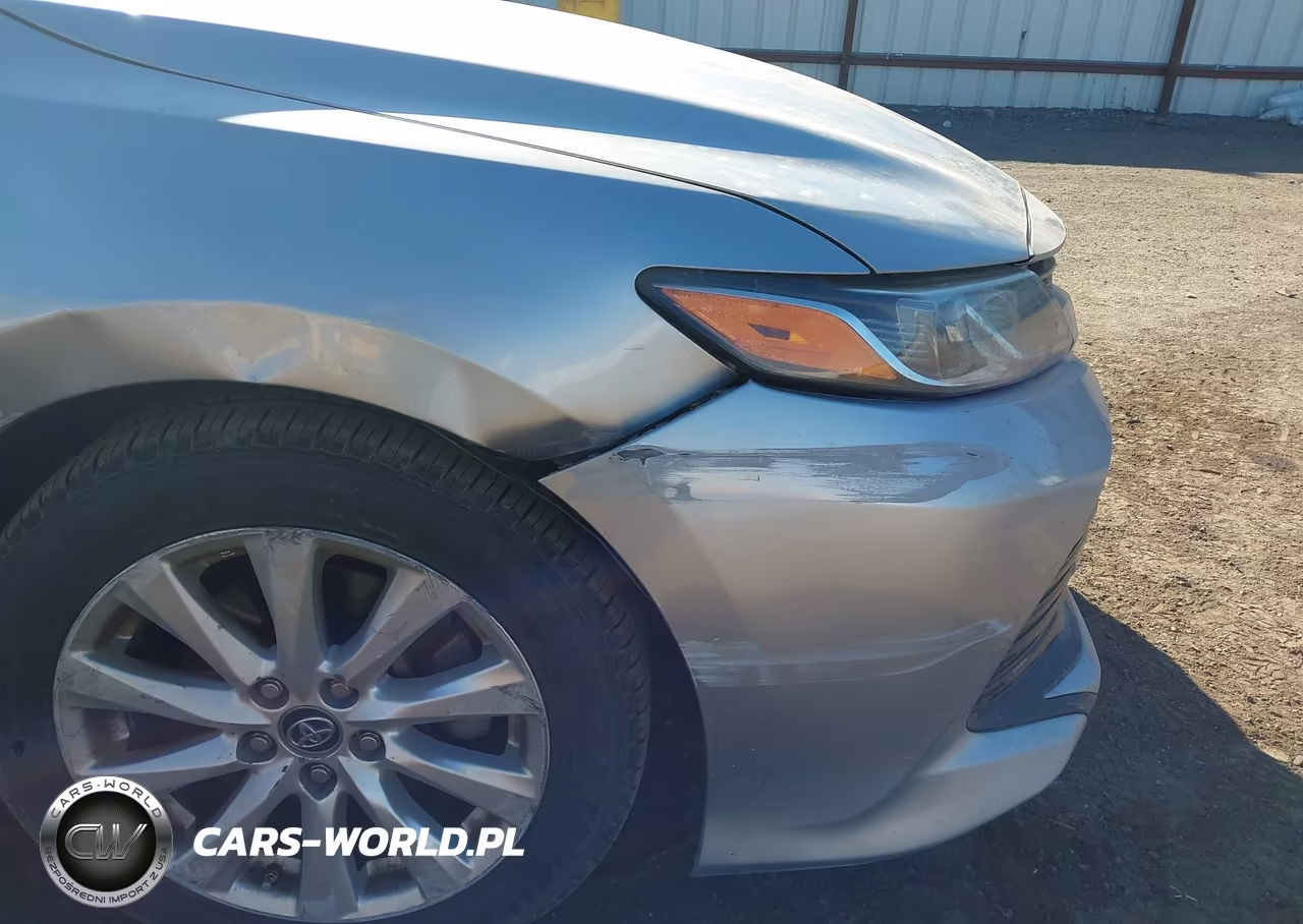 2018 Toyota Camry Le VIN:4T1B11HK3JU046977 - 6