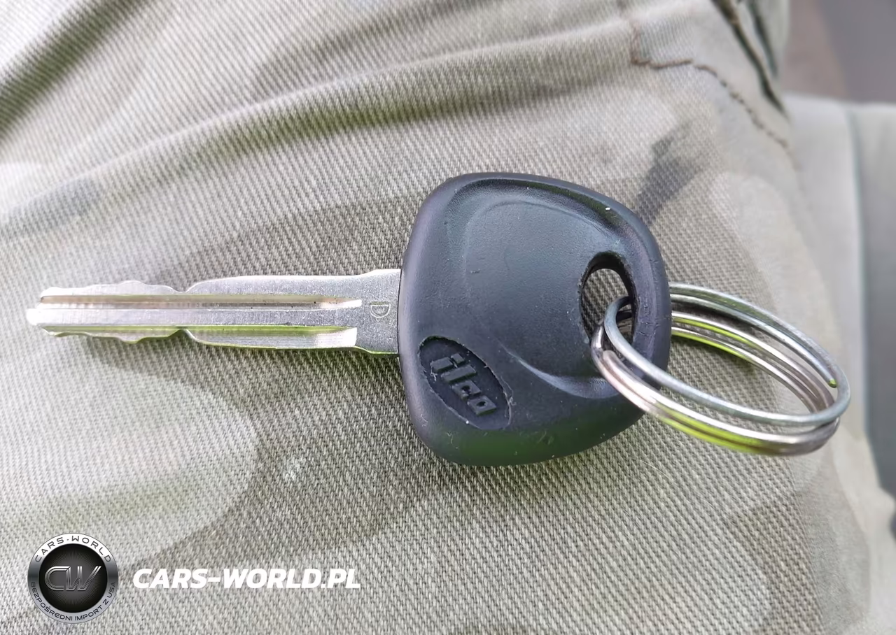 2007 Hyundai Elantra Gls-Ltd-Se VIN:KMHDU46DX7U132088 - 11
