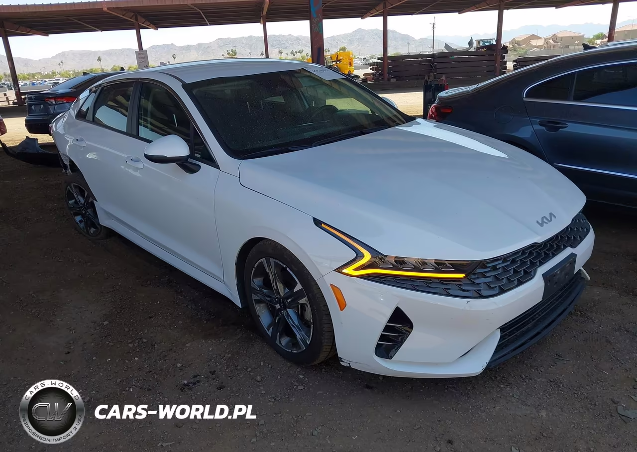 2022 Kia K5 Lxs – zdjęcie 1 z 17