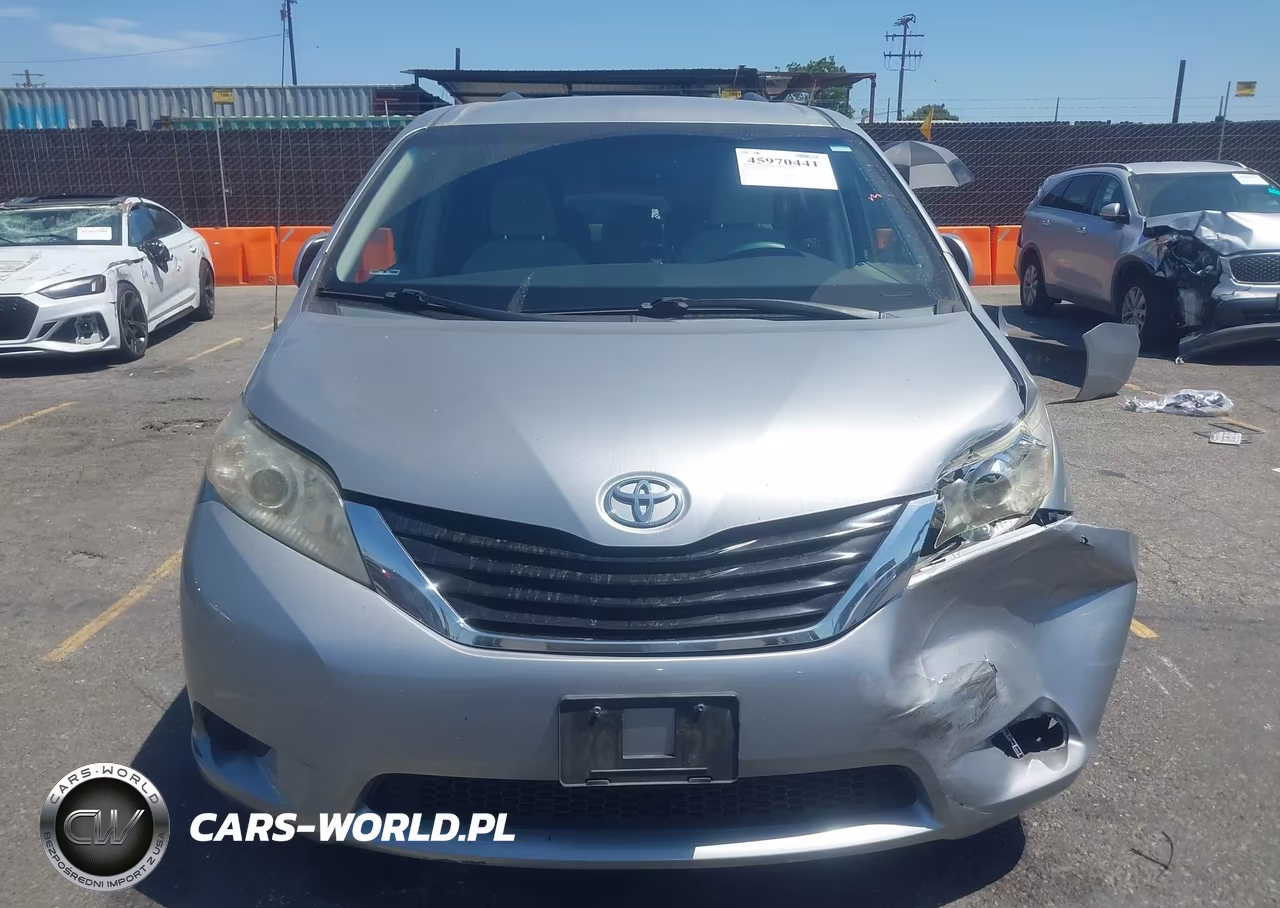 2014 Toyota Sienna Le V6 8 Passenger VIN:5TDKK3DC0ES497726 - 13