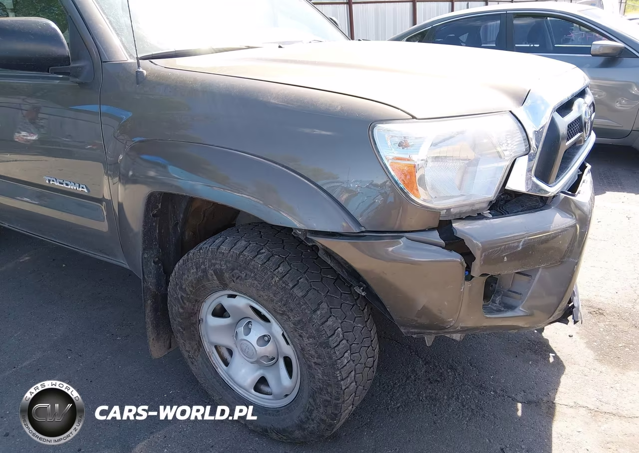 2015 Toyota Tacoma Base V6 VIN:5TFUU4ENXFX144284 - 6