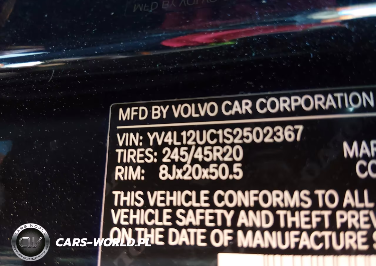 2025 Volvo Xc40 B5 Plus Dark Theme VIN:YV4L12UC1S2502367 - 9