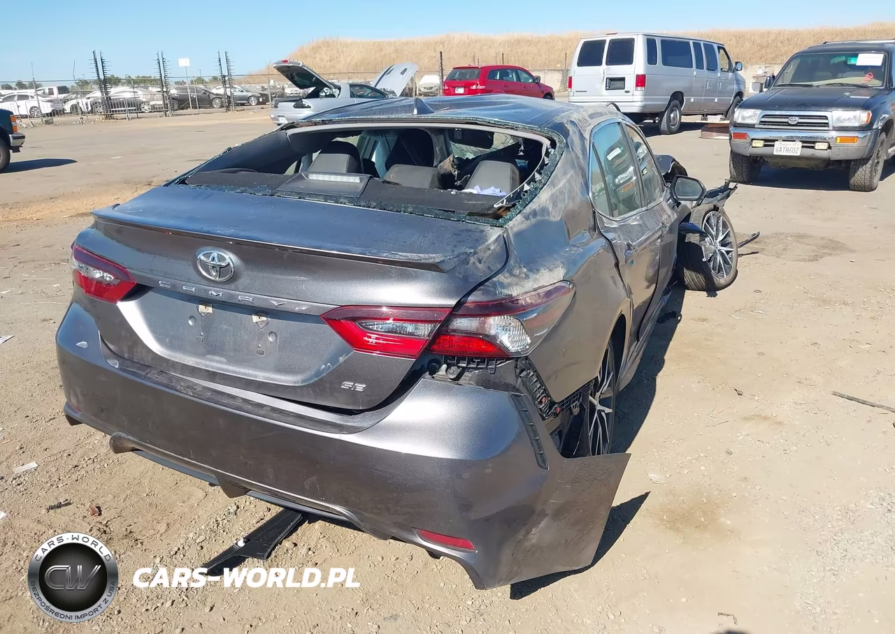 2021 Toyota Camry Se VIN:4T1G11AK2MU538338 - 4
