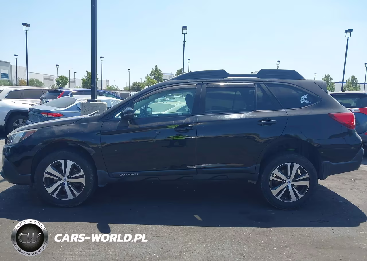 2019 Subaru Outback 3.6R Limited VIN:4S4BSEJC7K3226039 - 14