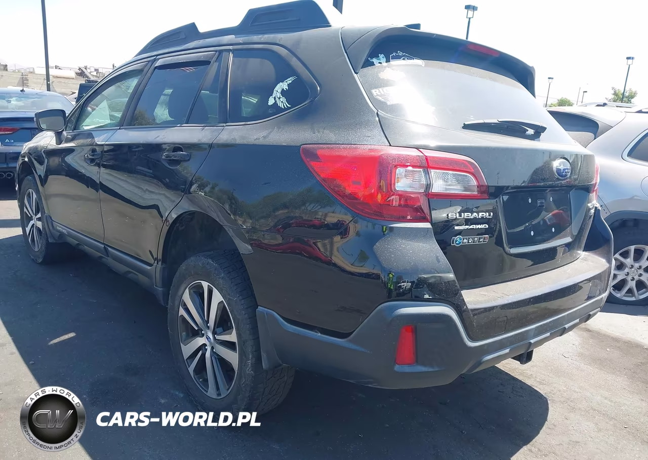 2019 Subaru Outback 3.6R Limited VIN:4S4BSEJC7K3226039 - 3