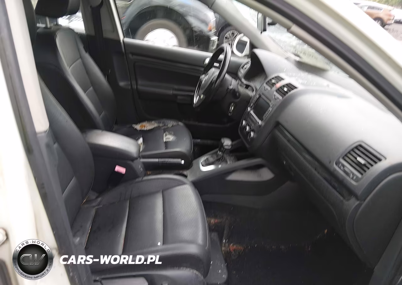 2010 Volkswagen Jetta Tdi VIN:3VWRL7AJ0AM139412 - 5