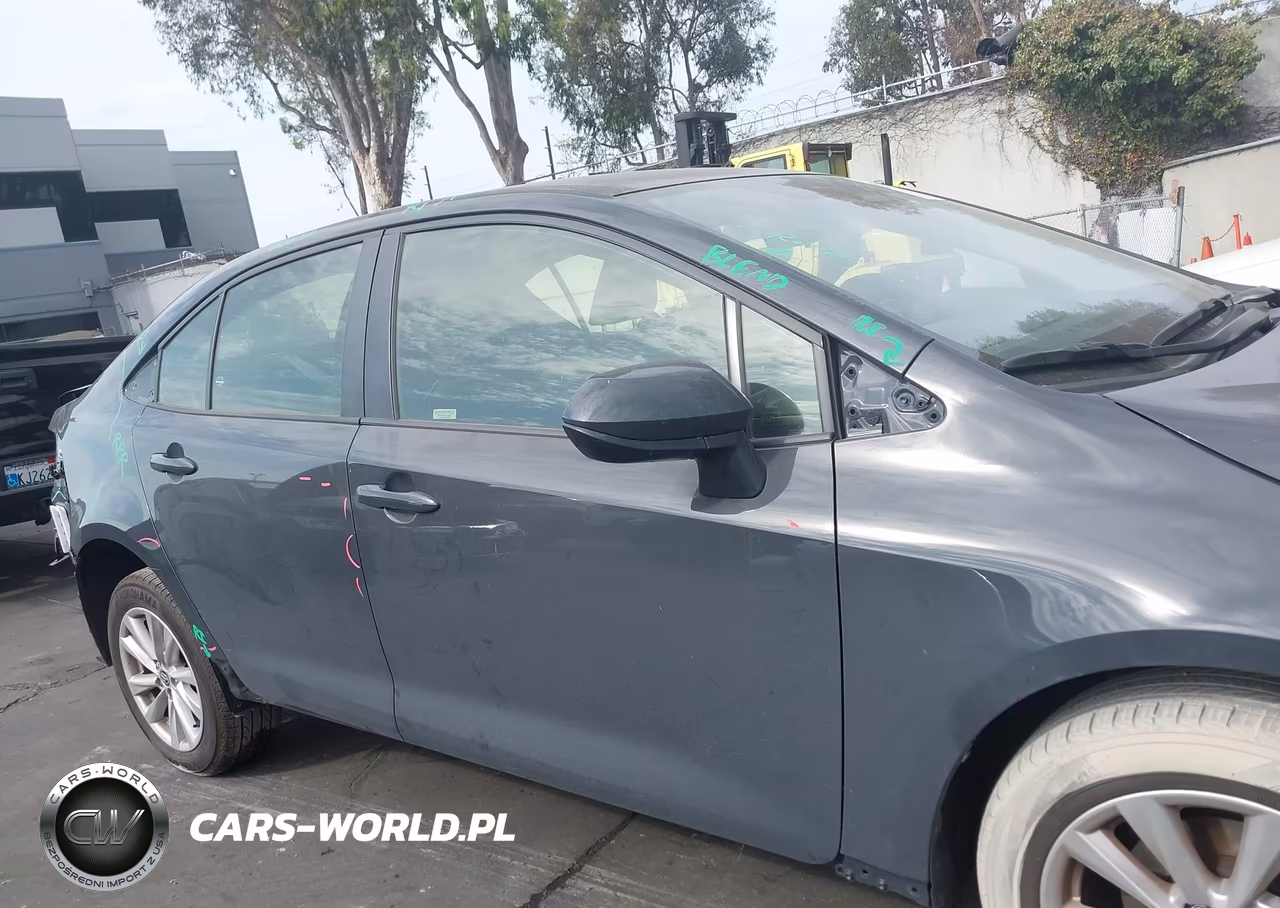 2025 Toyota Corolla Hybrid Le VIN:JTDBCMFEXS3073243 - 12