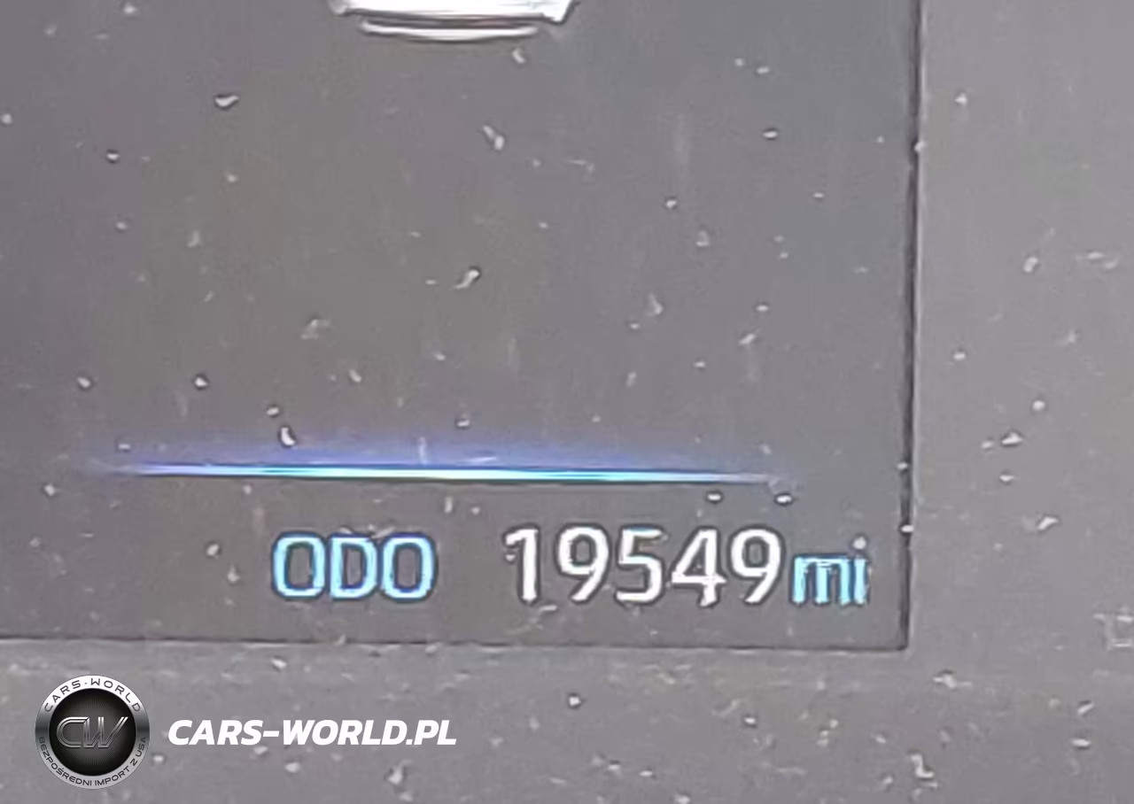 2025 Toyota Corolla Hybrid Le VIN:JTDBCMFEXS3073243 - 14
