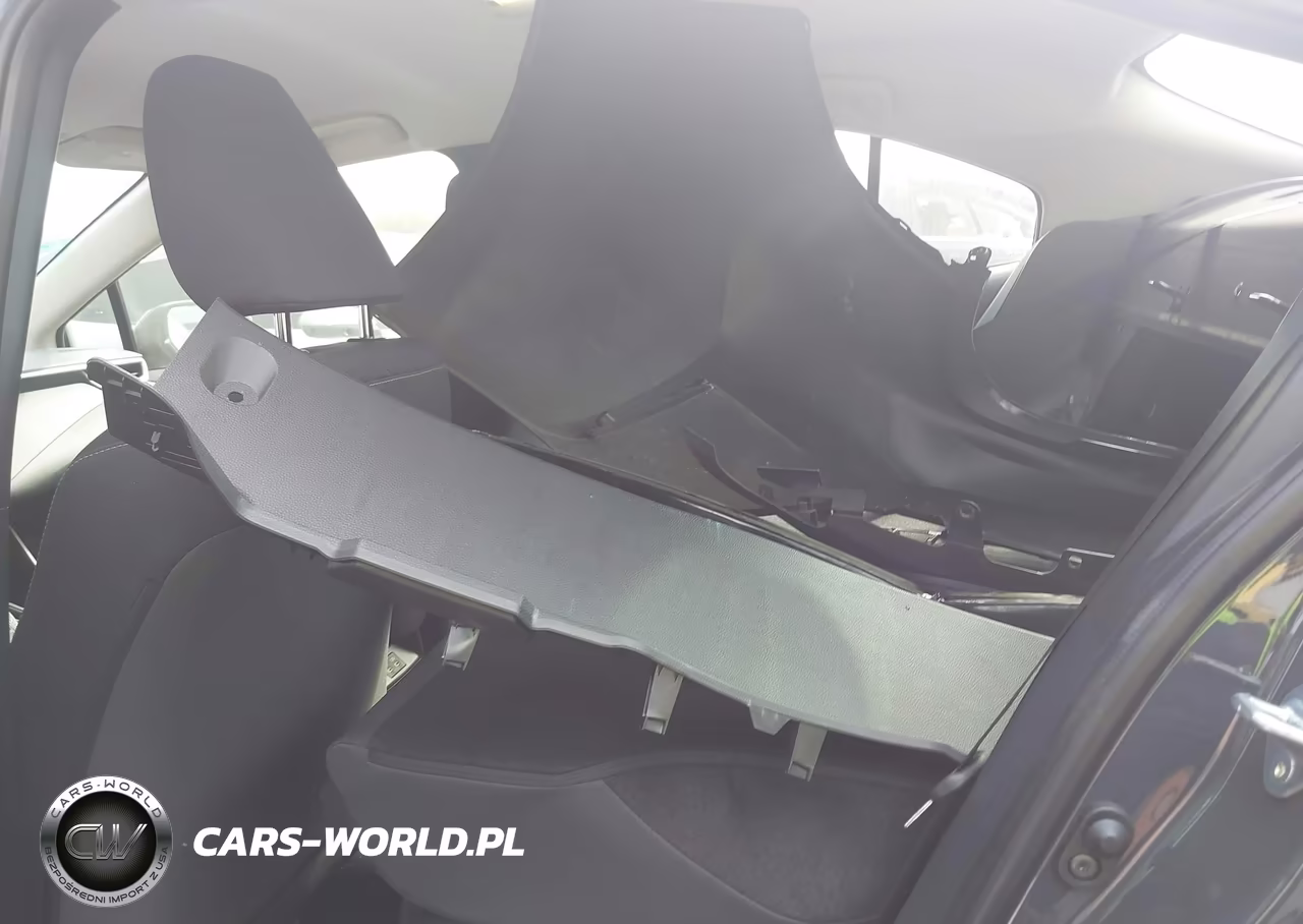 2025 Toyota Corolla Hybrid Le VIN:JTDBCMFEXS3073243 - 17