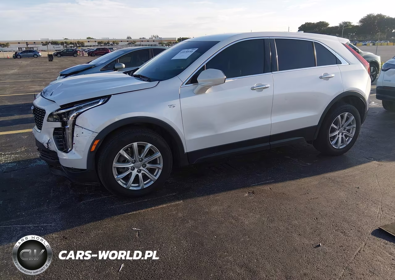 2021 Cadillac Xt4 Fwd Luxury VIN:1GYAZAR47MF075121 - 2