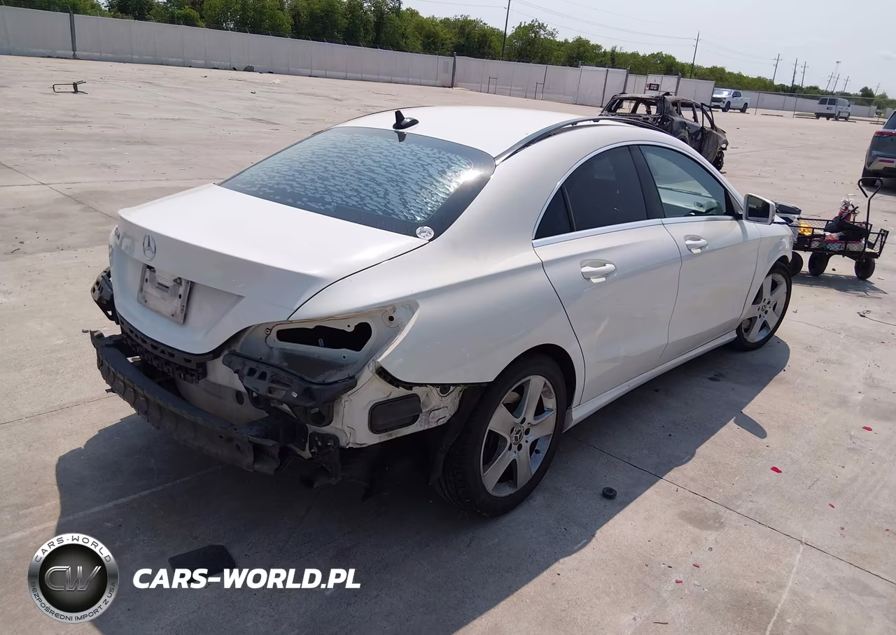 2018 Mercedes-Benz Cla 250 VIN:WDDSJ4EB6JN611006 - 4