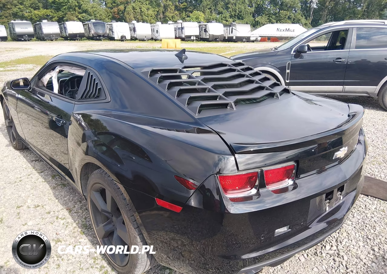 2011 Chevrolet Camaro 2Ss VIN:2G1FK1EJ4B9151033 - 3