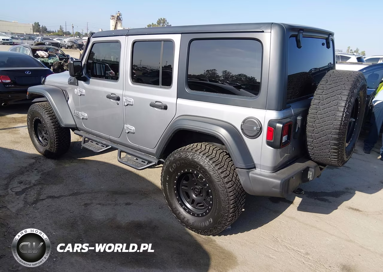 2019 Jeep Wrangler Unlimited Sport S 4X4 VIN:1C4HJXDN2KW593374 - 3