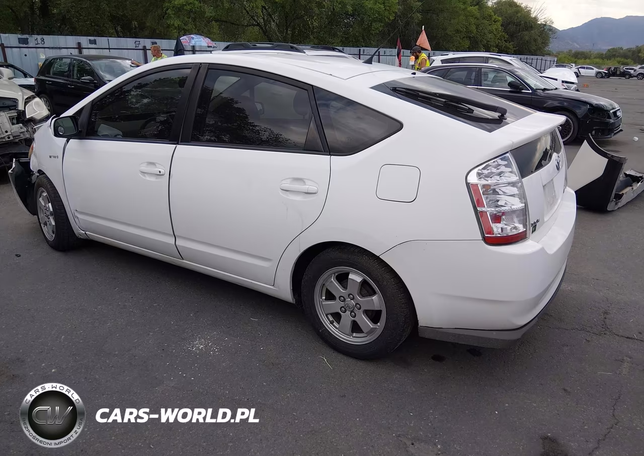 2008 Toyota Prius VIN:JTDKB20UX83415368 - 3