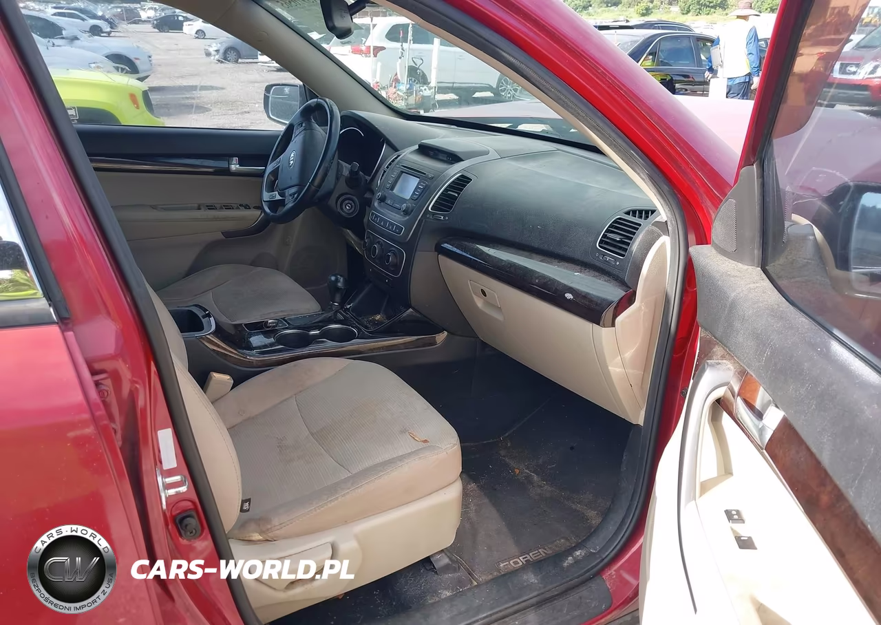 2014 Kia Sorento Lx VIN:5XYKT3A62EG523042 - 5
