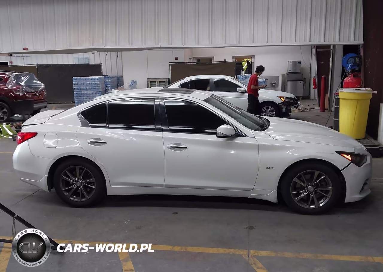 2017 Infiniti Q50 3.0T Signature Edition VIN:JN1EV7AP8HM742553 - 13