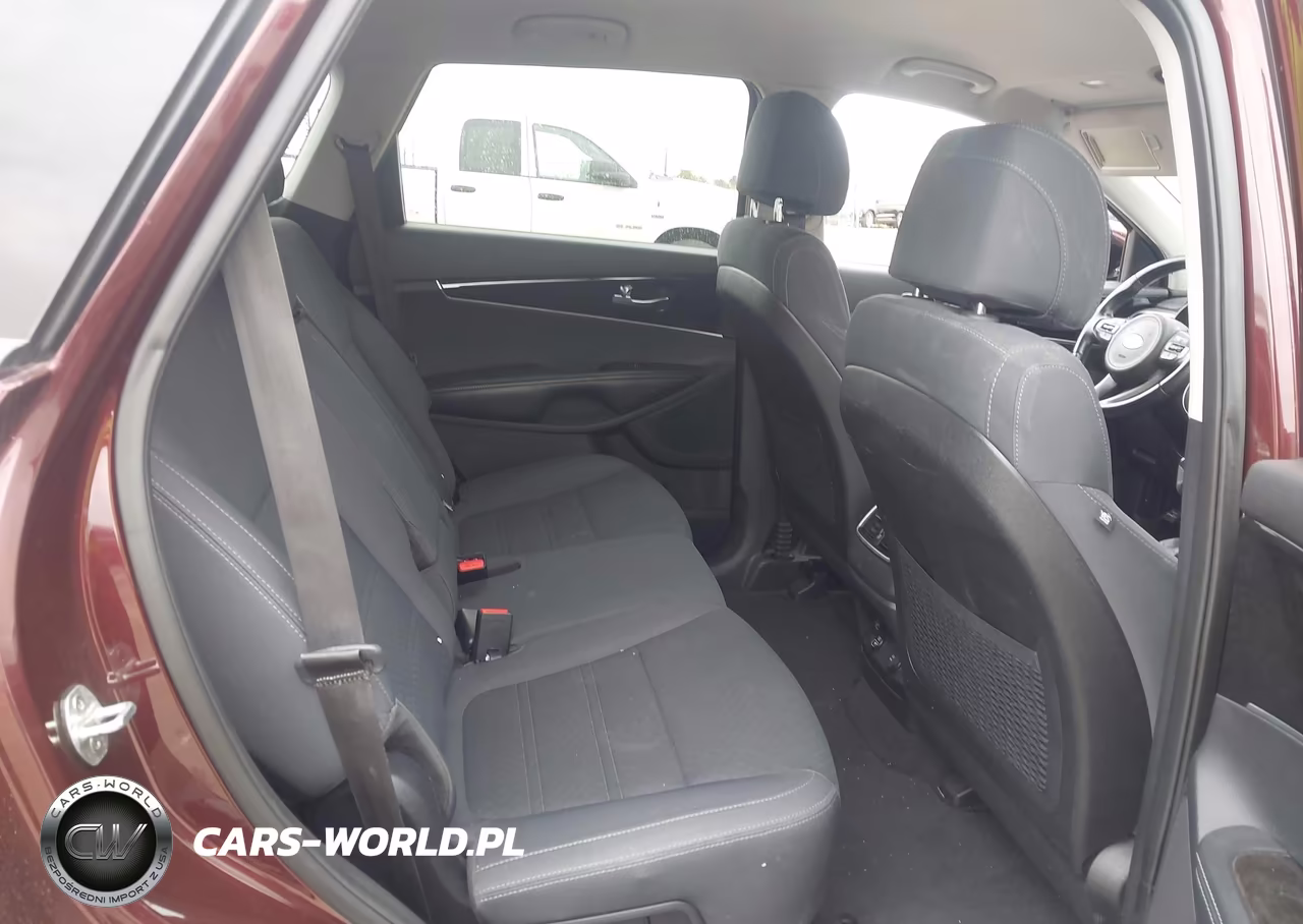 2017 Kia Sorento 2.4L Lx VIN:5XYPG4A30HG253464 - 8
