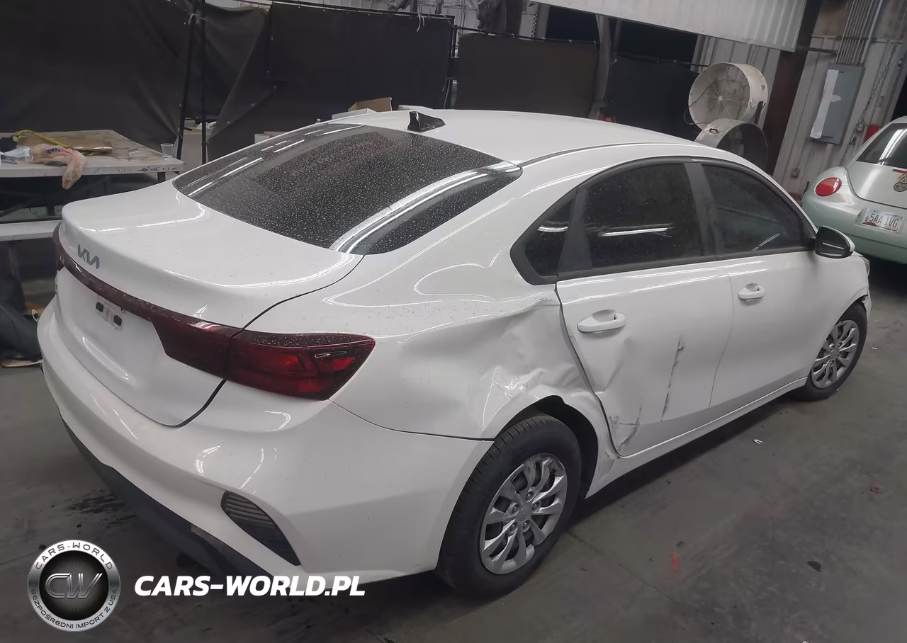 2024 Kia Forte Lx VIN:3KPF24AD4RE699067 - 4