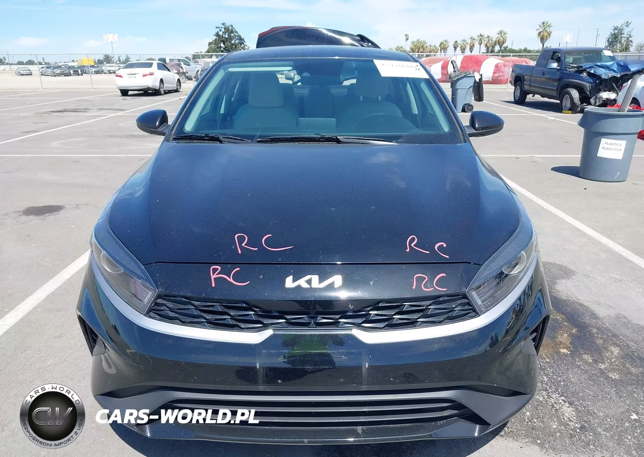 2023 Kia Forte Lxs VIN:3KPF24AD8PE593184 - 12