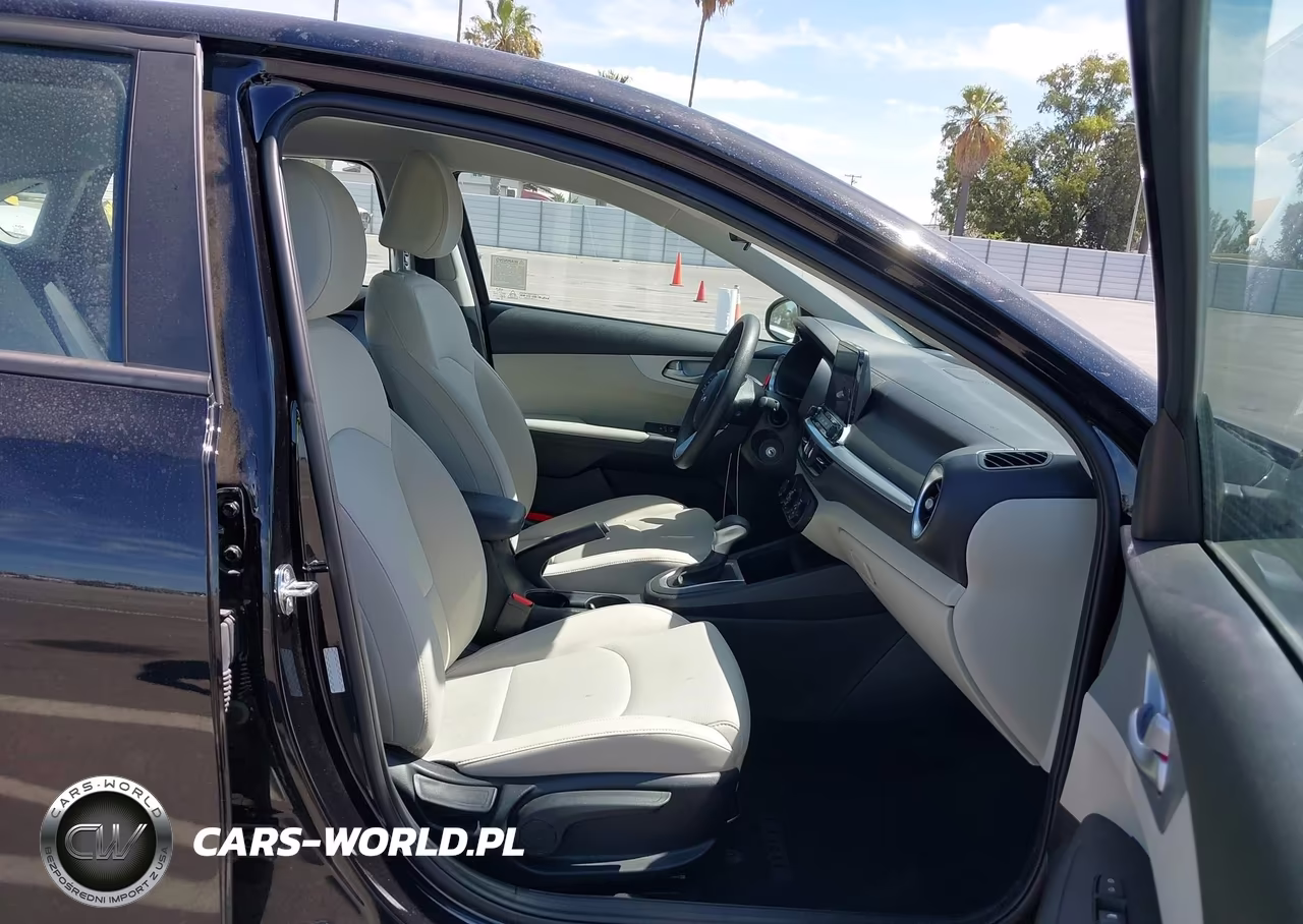 2023 Kia Forte Lxs VIN:3KPF24AD8PE593184 - 5