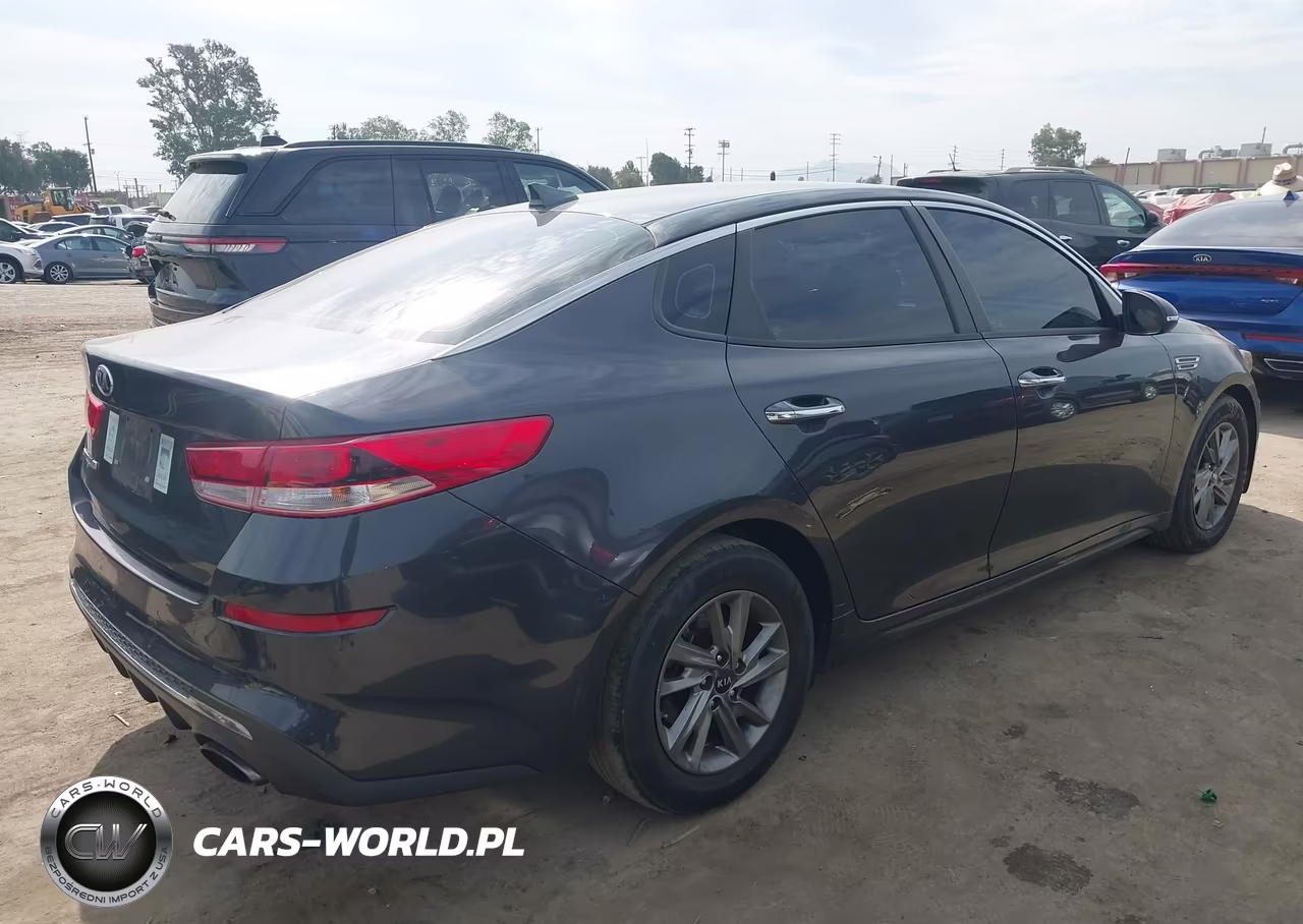 2019 Kia Optima Lx VIN:5XXGT4L31KG329035 - 4