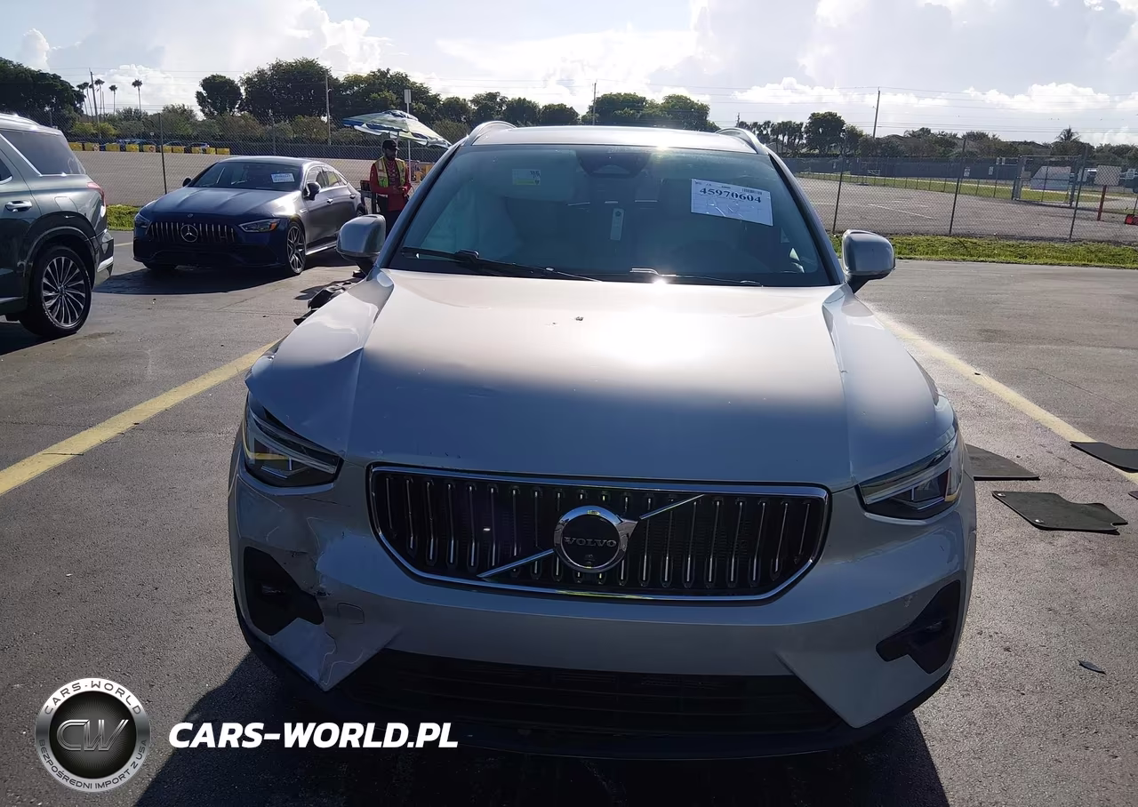 2024 Volvo Xc40 B5 Plus Bright Theme VIN:YV4L12UE1R2373445 - 12