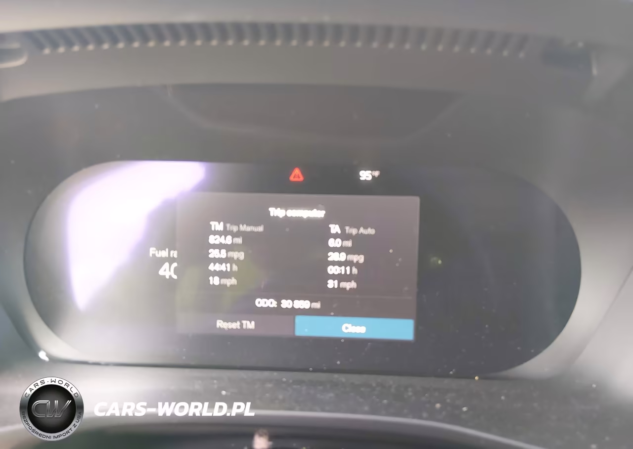 2024 Volvo Xc40 B5 Plus Bright Theme VIN:YV4L12UE1R2373445 - 7