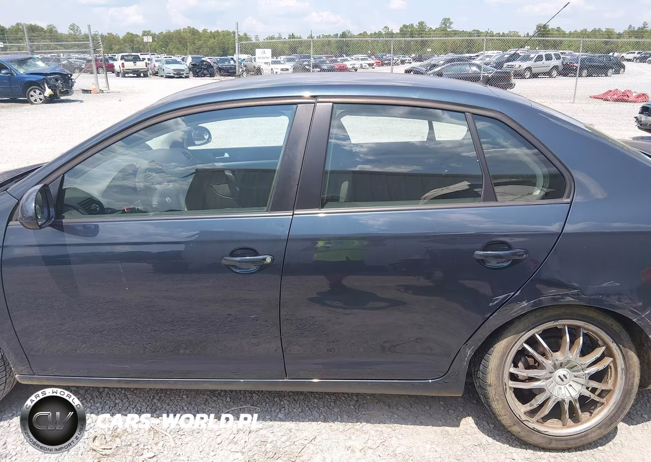 2009 Volkswagen Jetta S VIN:3VWJZ71K89M120705 - 14