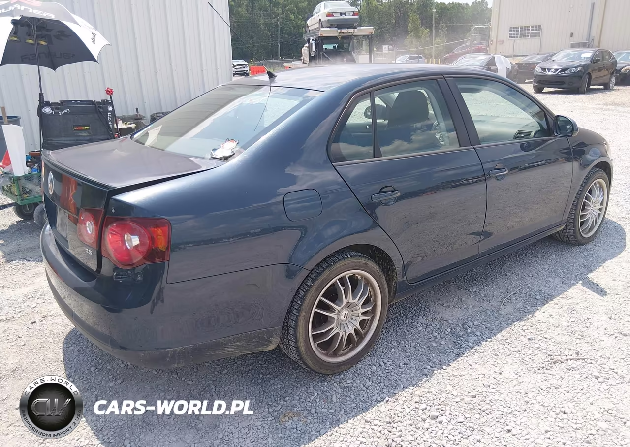 2009 Volkswagen Jetta S VIN:3VWJZ71K89M120705 - 4