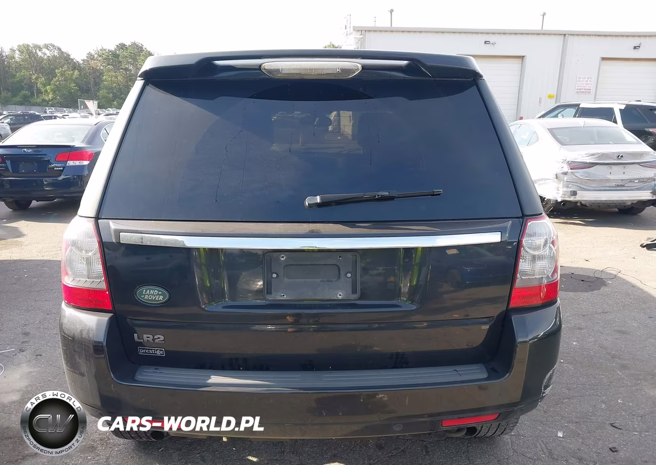 2011 Land Rover Lr2 VIN:SALFR2BN9BH260513 - 16