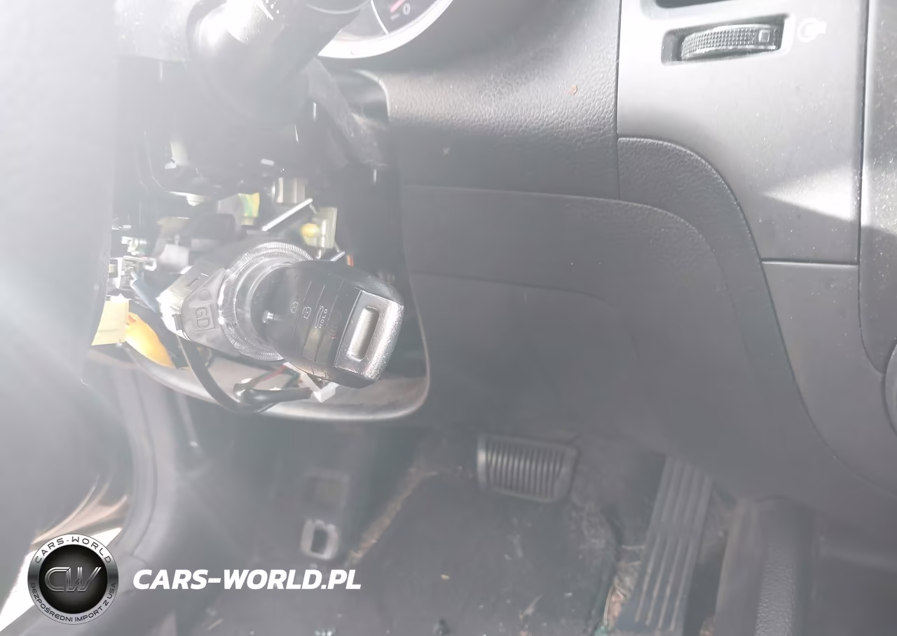 2017 Kia Forte Lx VIN:3KPFL4A76HE133773 - 13