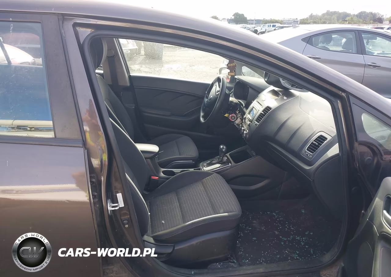 2017 Kia Forte Lx VIN:3KPFL4A76HE133773 - 5