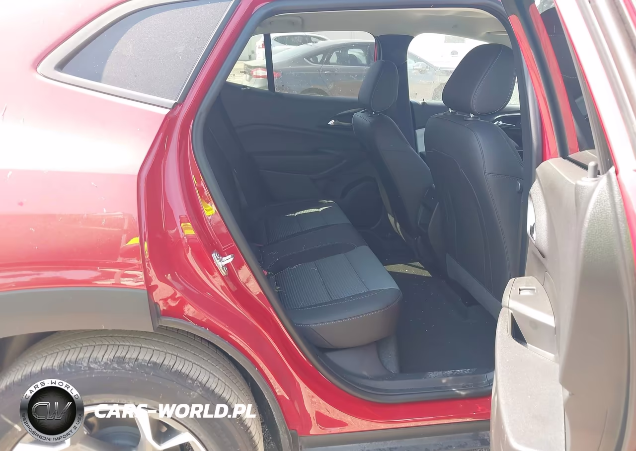 2026 Chevrolet Trax Fwd Lt VIN:KL77LHEPXTC115828 - 8