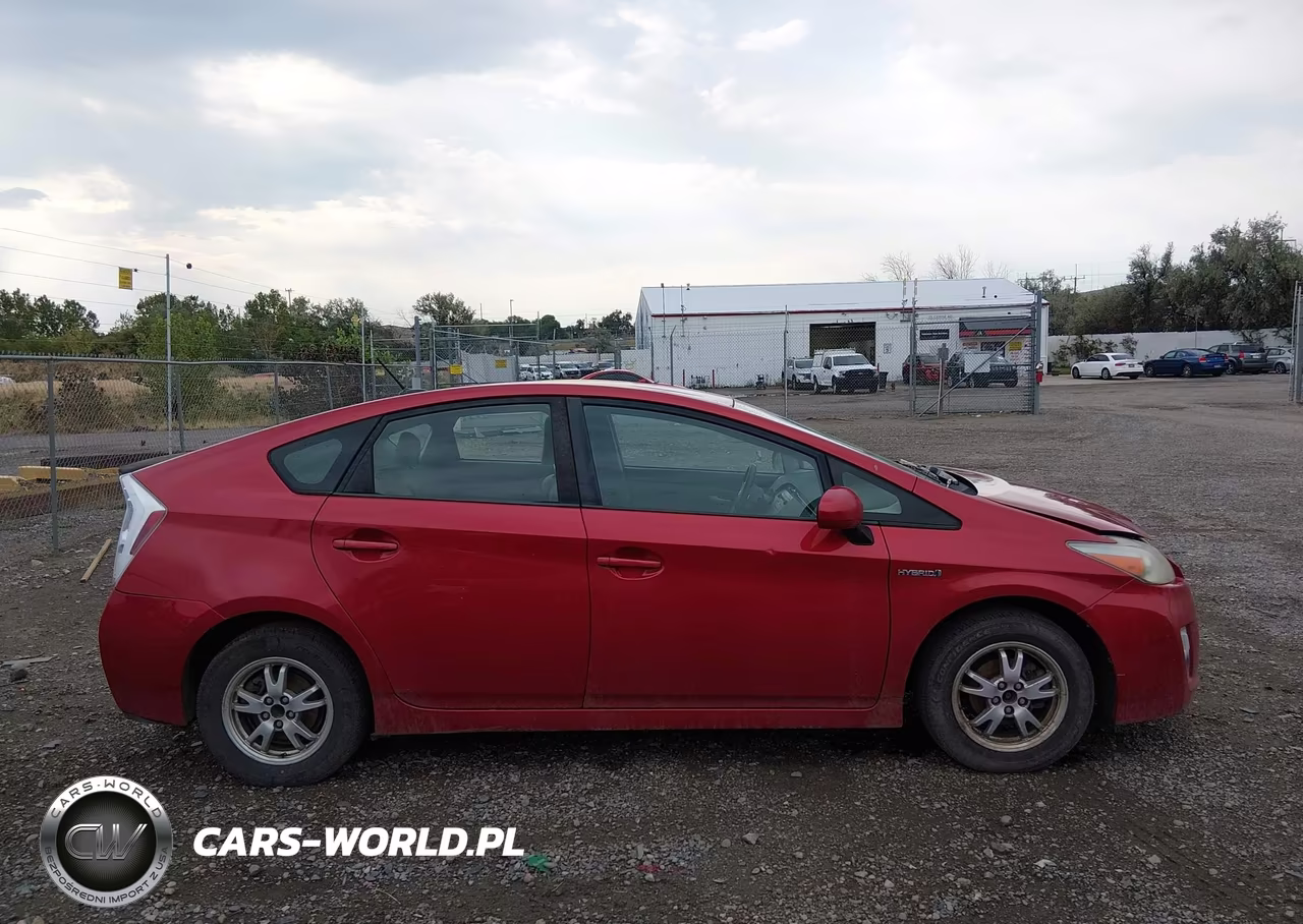 2011 Toyota Prius Two VIN:JTDKN3DU1B1368824 - 13