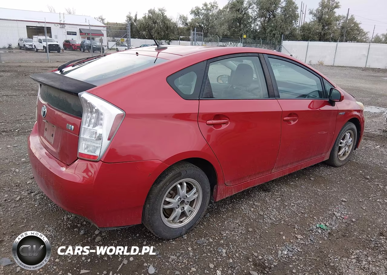 2011 Toyota Prius Two VIN:JTDKN3DU1B1368824 - 4