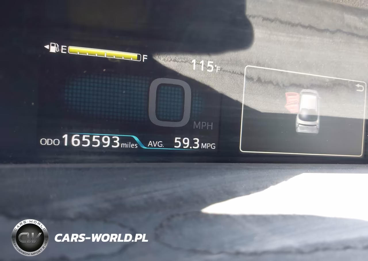 2016 Toyota Prius Three VIN:JTDKARFU3G3520481 - 7