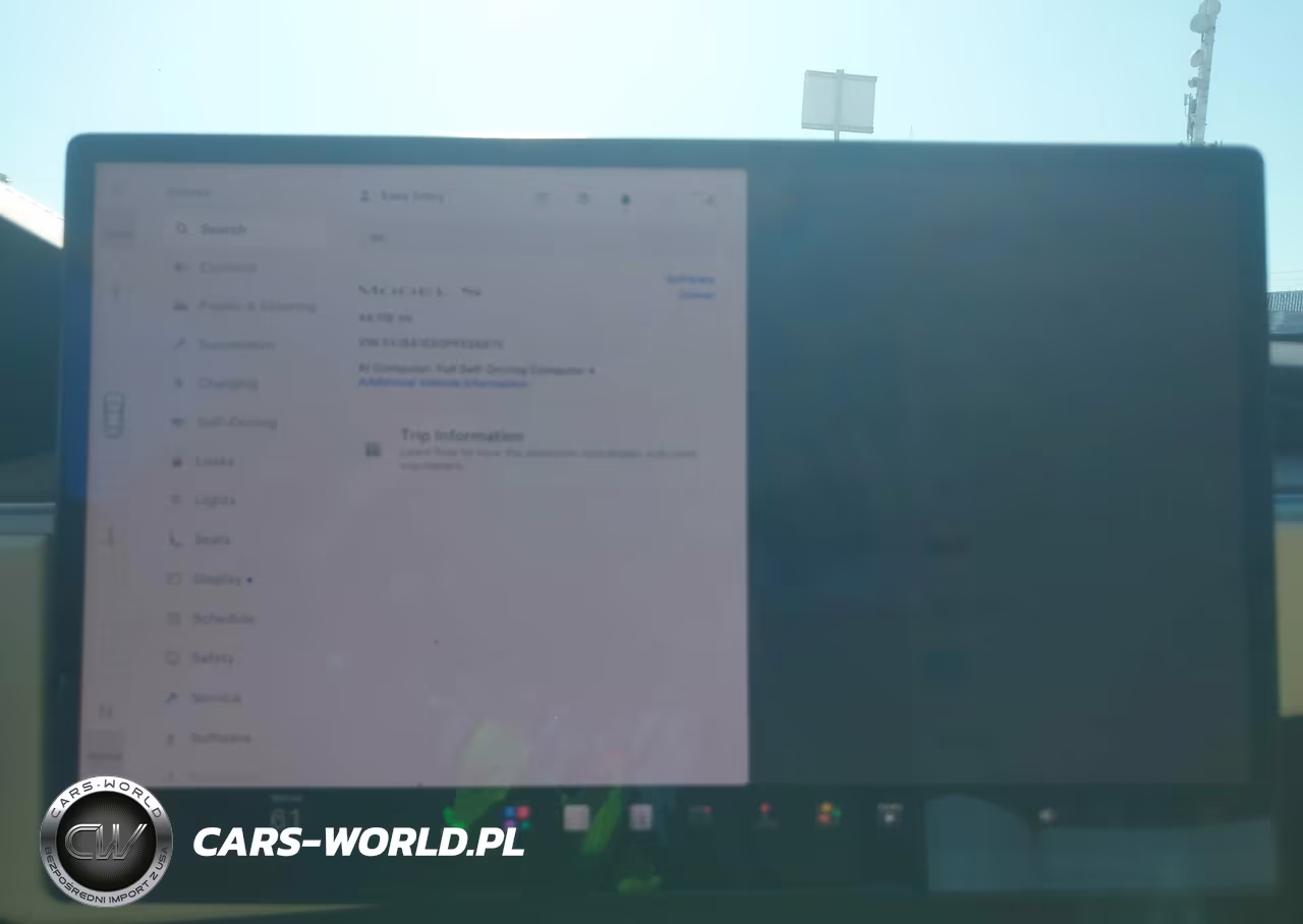 2023 Tesla Model S Dual Motor All-Wheel Drive-Standard Range VIN:5YJSA1E50PF528875 - 18