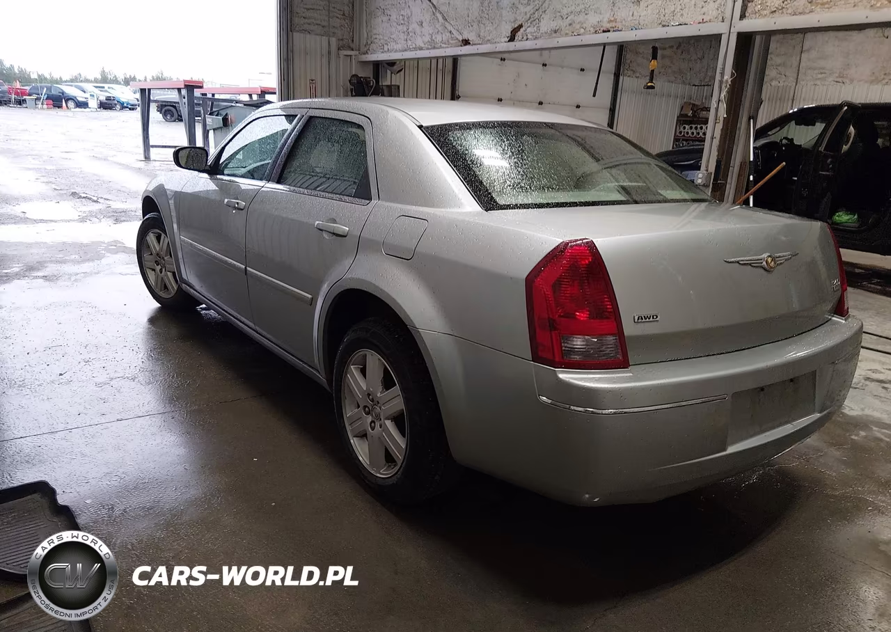 2006 Chrysler 300 Touring VIN:2C3LK53G36H386015 - 3