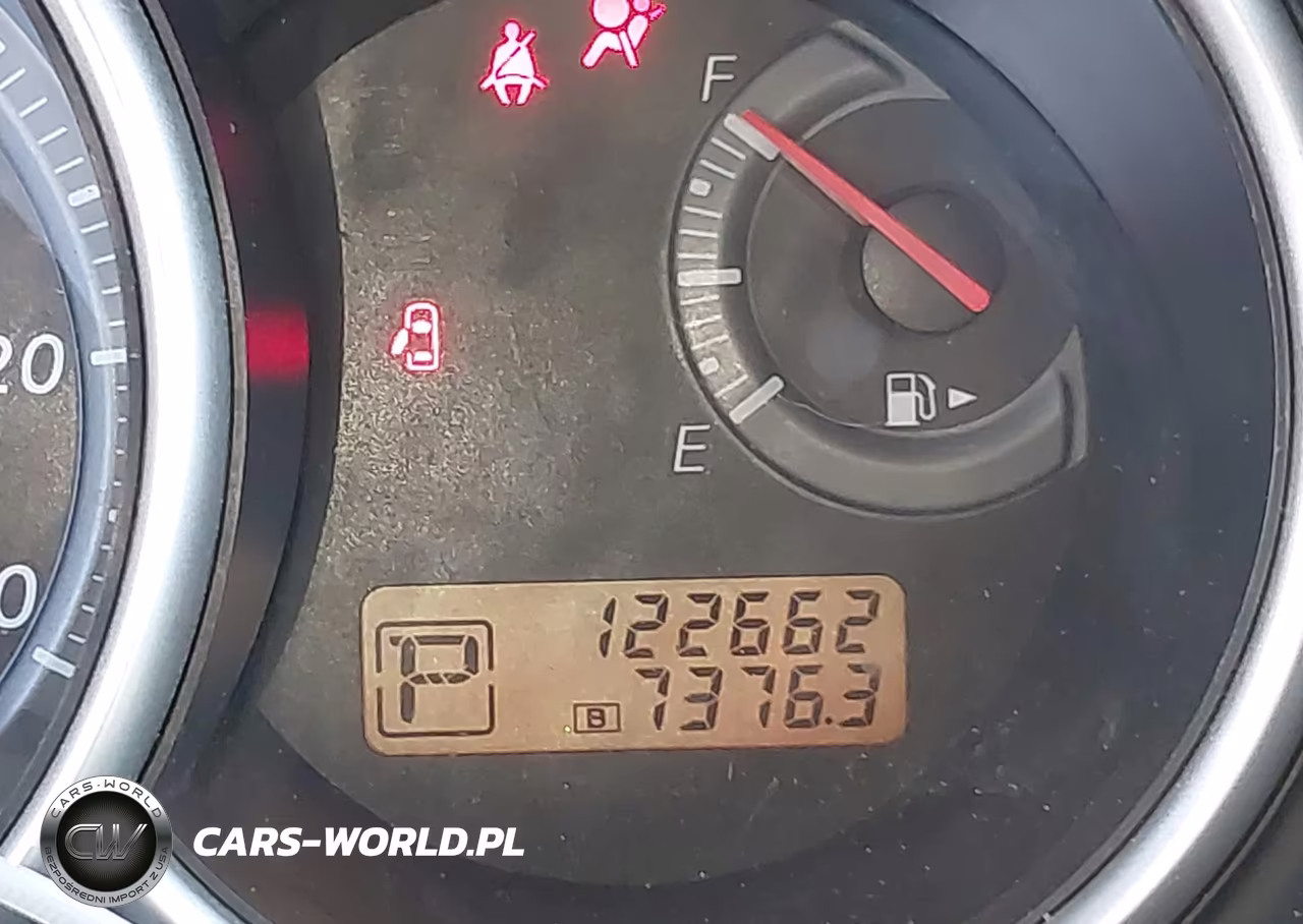 2010 Nissan Versa 1.8S VIN:3N1BC1CPXAL422766 - 16