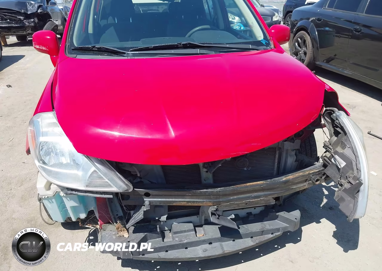 2010 Nissan Versa 1.8S VIN:3N1BC1CPXAL422766 - 6