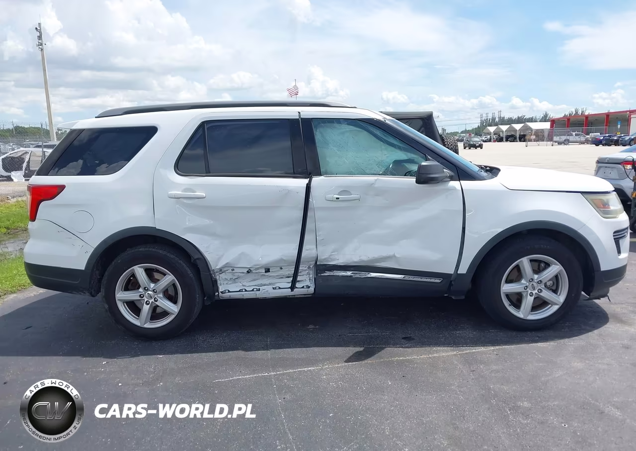 2019 Ford Explorer Xlt VIN:1FM5K7D8XKGB02873 - 13