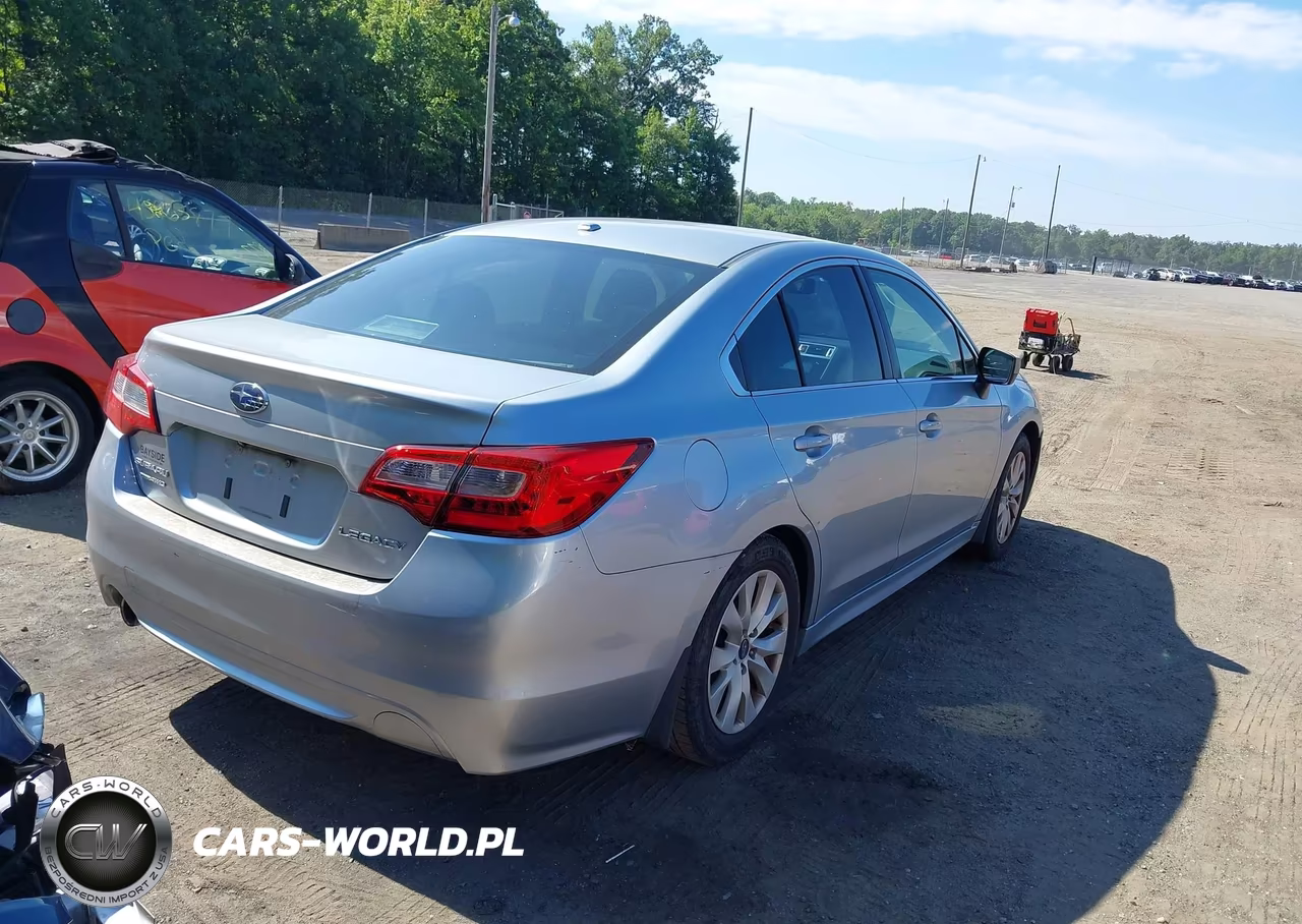 2015 Subaru Legacy 2.5I Premium VIN:4S3BNBD65F3026914 - 4