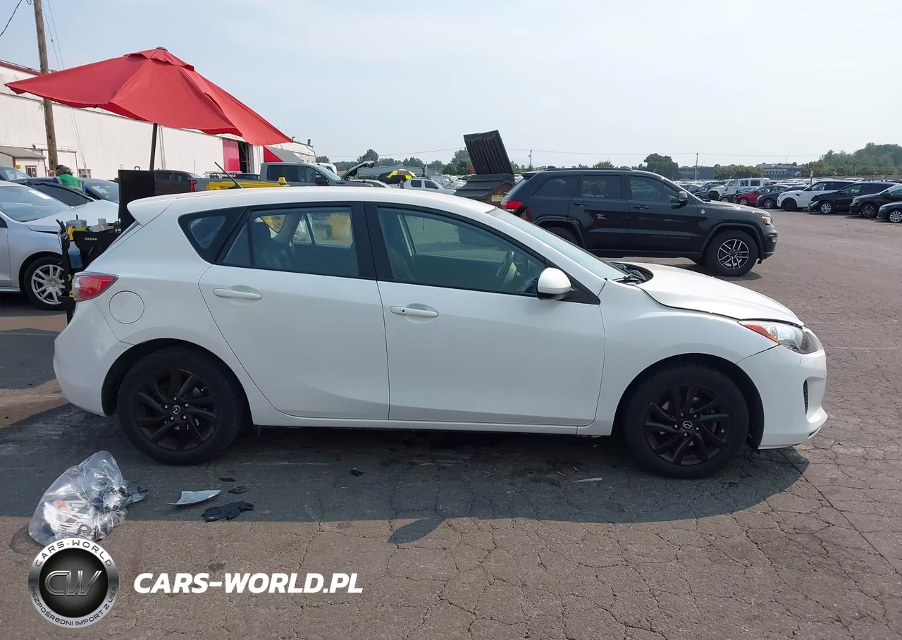 2013 Mazda Mazda3 I Touring VIN:JM1BL1LP6D1735631 - 13